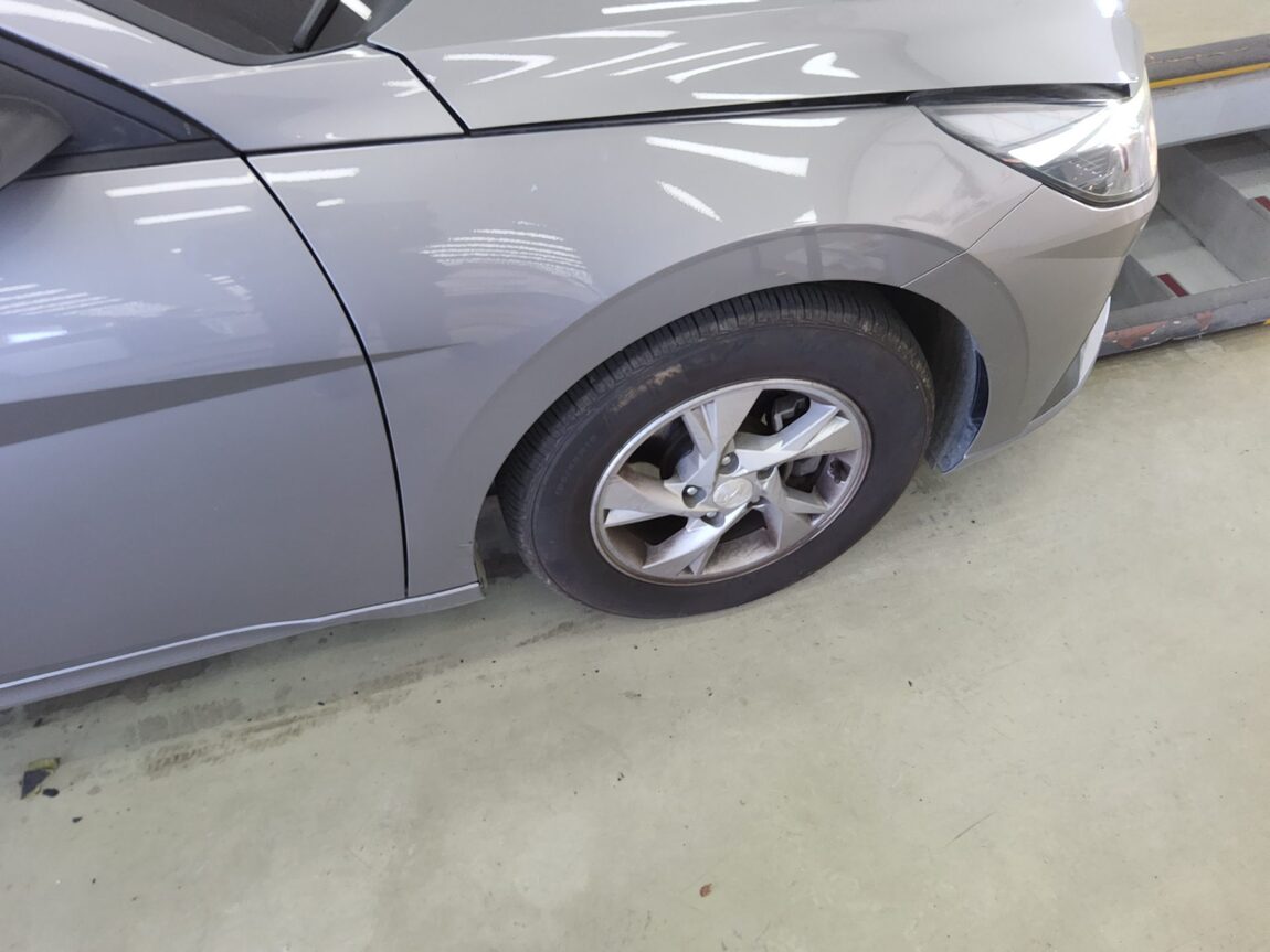 HYUNDAI AVANTE (CN7) 1.6 GASOLINE MODERN 2021 - zdjęcie 24