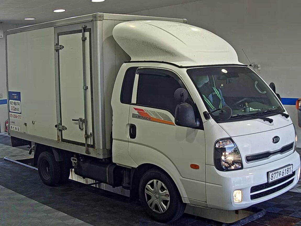 KIA BONGO III CARGO BUILT-IN BOX TRUCK 1 TON KING CAB 2019 - zdjęcie 3