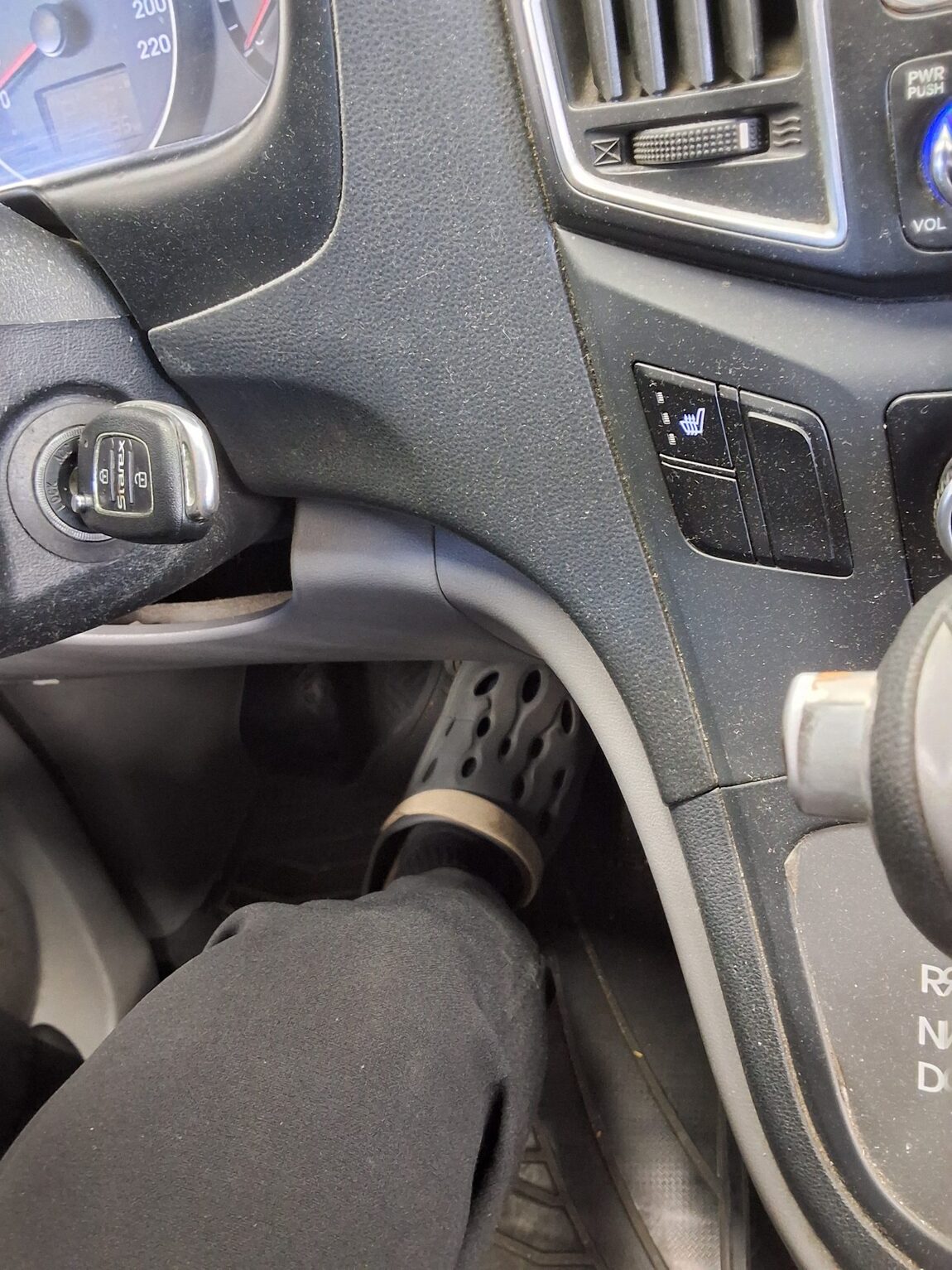 HYUNDAI GRAND STAREX 5-SEATER DIESEL VAN SMART 2016 - zdjęcie 17