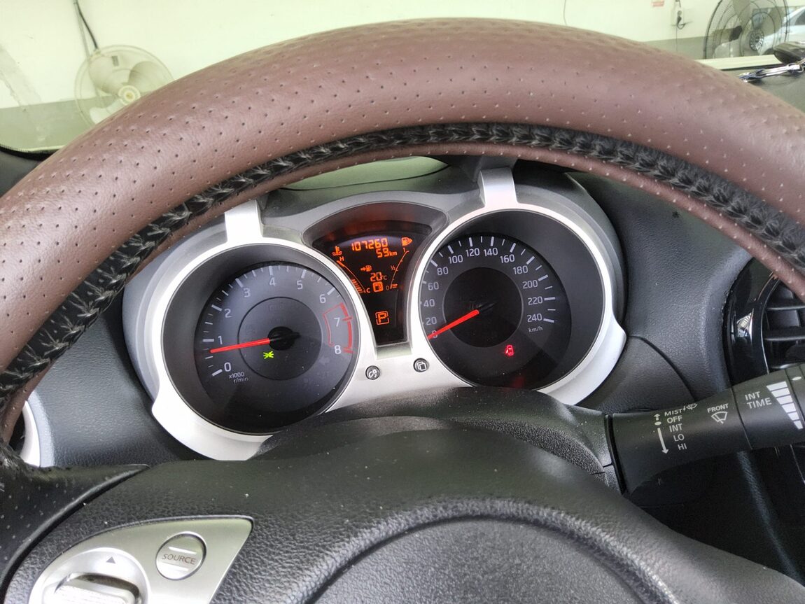 NISSAN JUKE 1.6 SV 2014 - zdjęcie 9