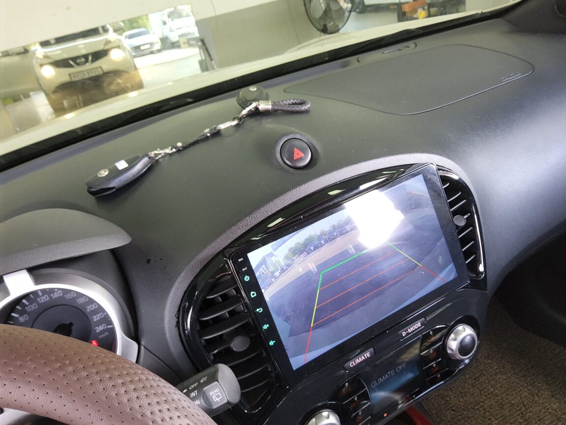 NISSAN JUKE 1.6 SV 2014 - zdjęcie 17