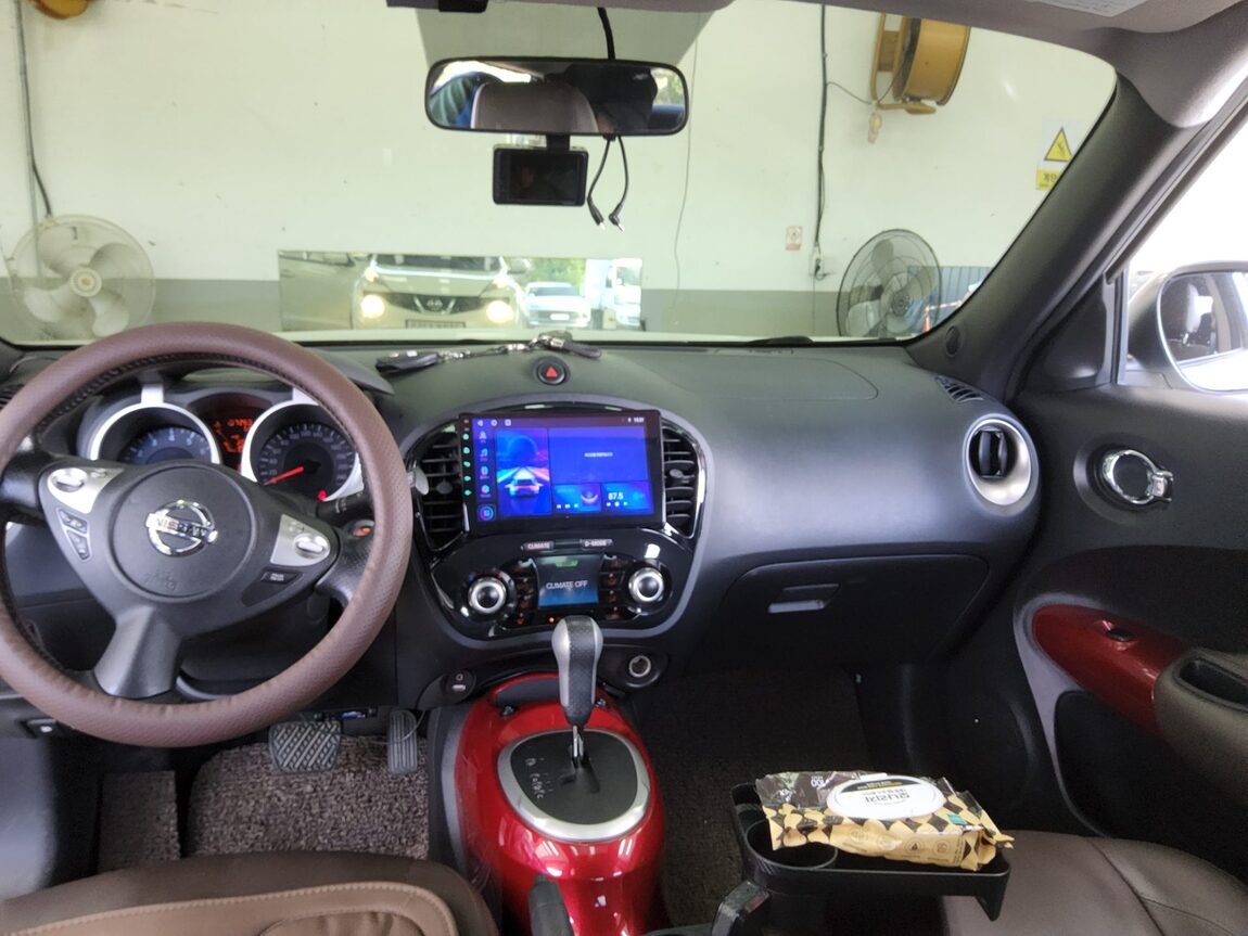 NISSAN JUKE 1.6 SV 2014 - zdjęcie 11