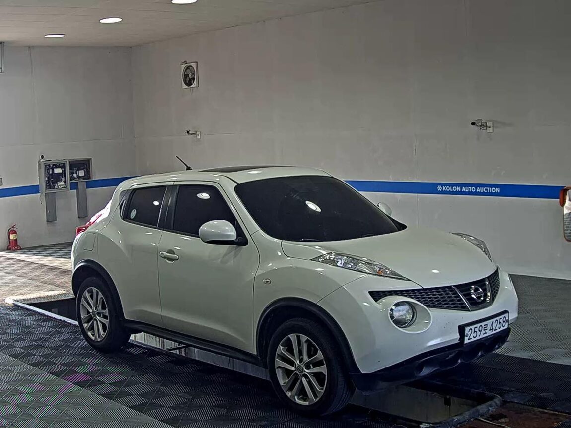 NISSAN JUKE 1.6 SV 2014 - zdjęcie 3
