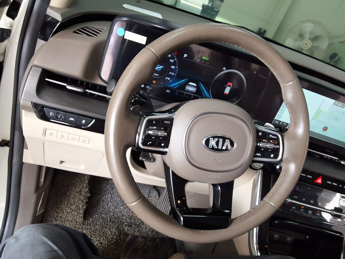 KIA NEW CARNIVAL (KA4) 9-SEATER DIESEL SIGNATURE 2021 - zdjęcie 23