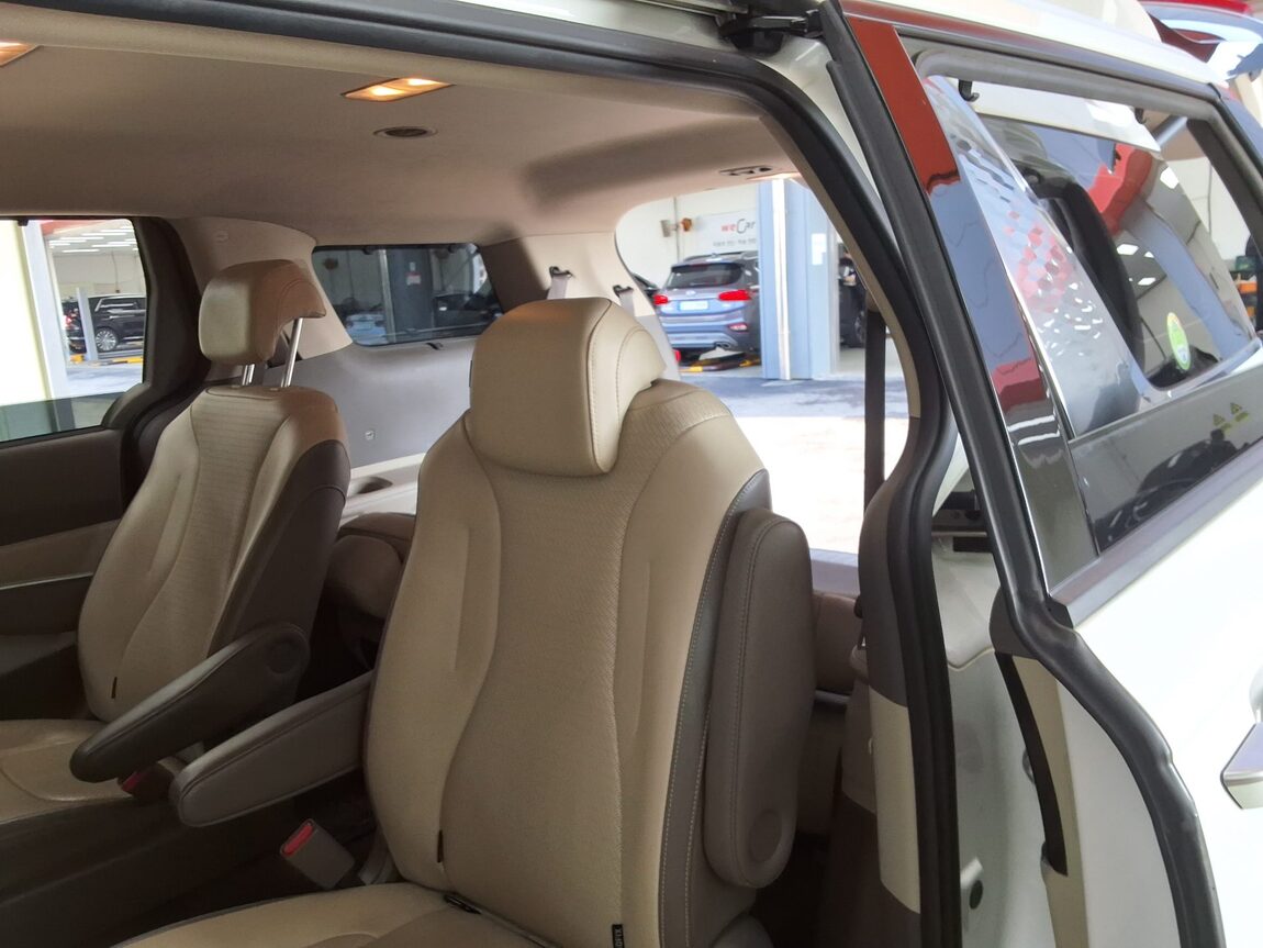 KIA NEW CARNIVAL (KA4) 9-SEATER DIESEL SIGNATURE 2021 - zdjęcie 13