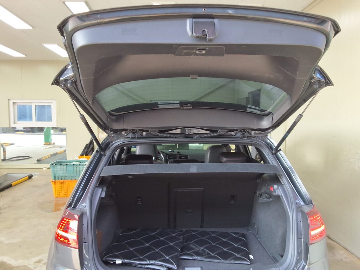 VOLKSWAGEN GOLF (7TH GEN) 2.0 GTI 2015 - zdjęcie 16
