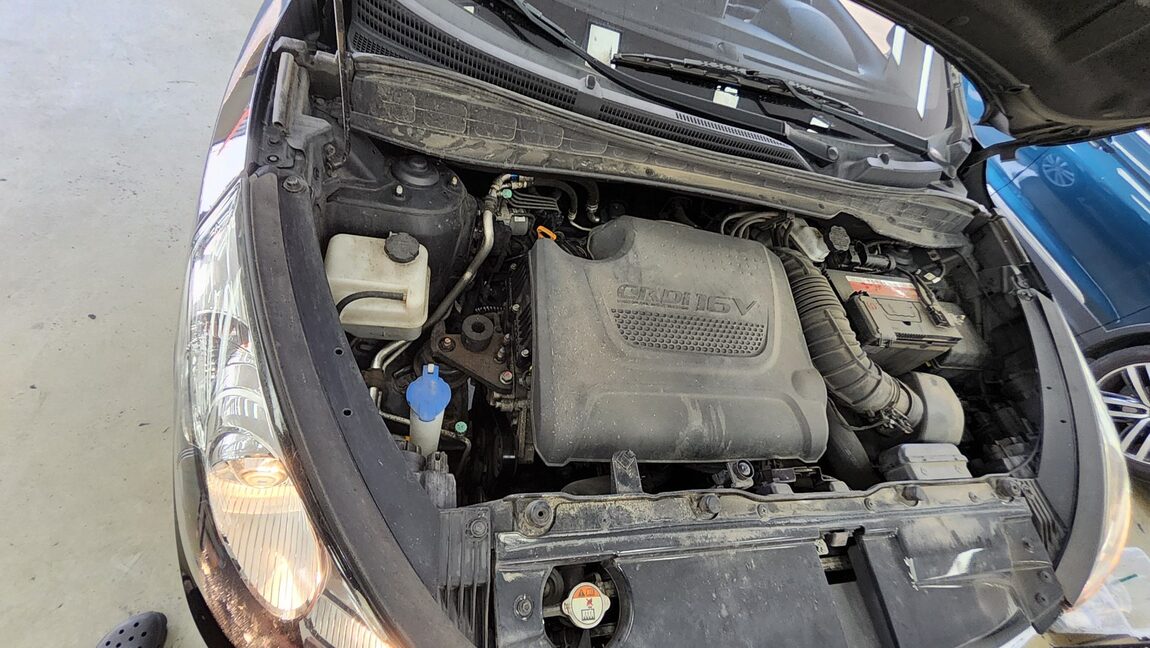 HYUNDAI TUCSON ix DIESEL R20 2WD LX20 LUXURY 2013 - zdjęcie 20