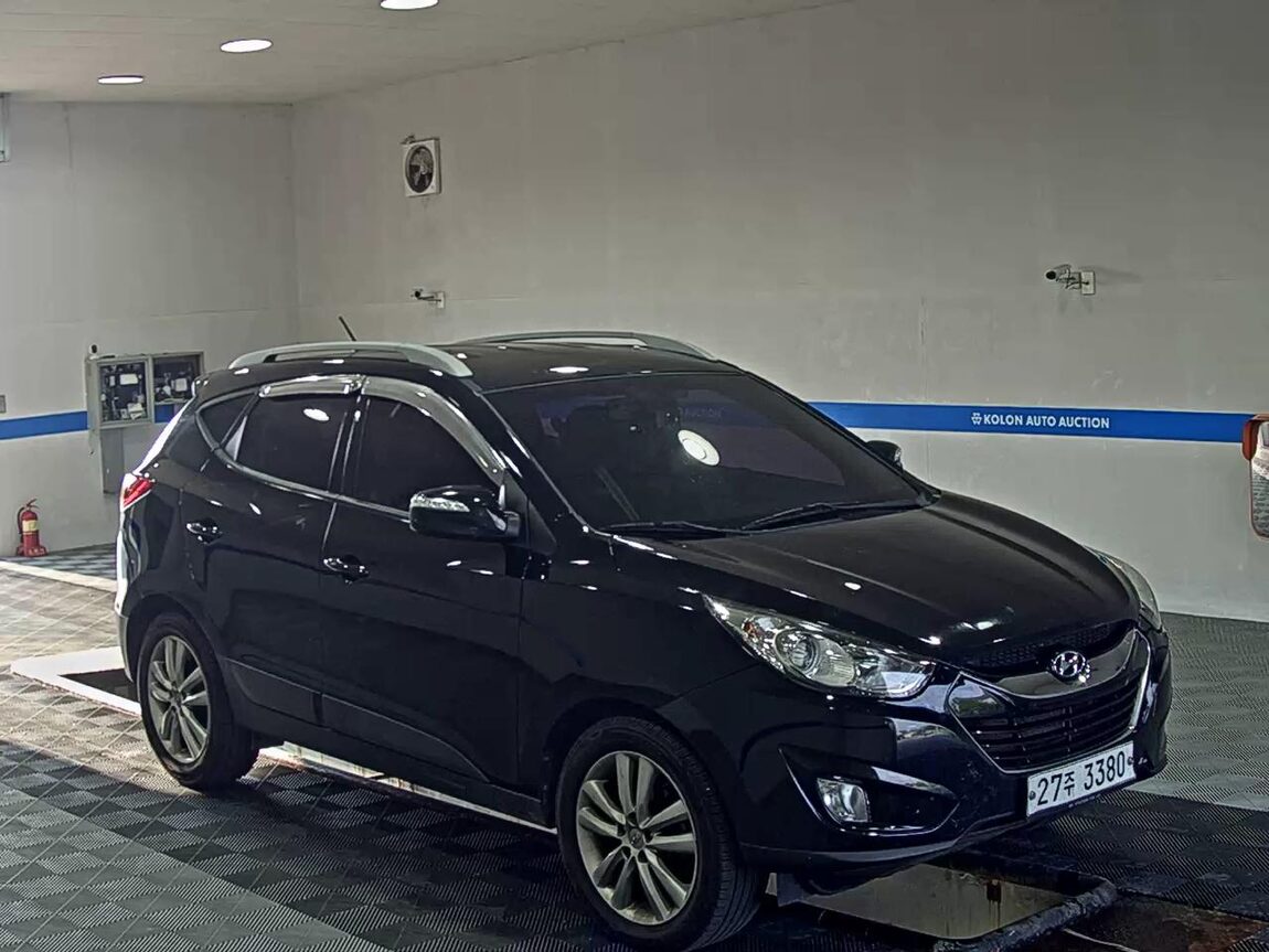 HYUNDAI TUCSON ix DIESEL R20 2WD LX20 LUXURY 2013 - zdjęcie 3