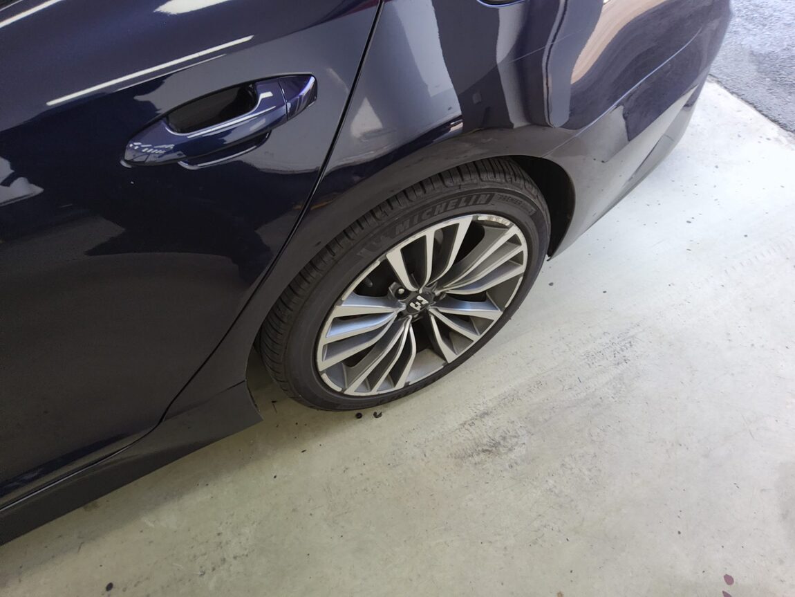 KIA STINGER 2.2 DIESEL PLATINUM 2018 - zdjęcie 23
