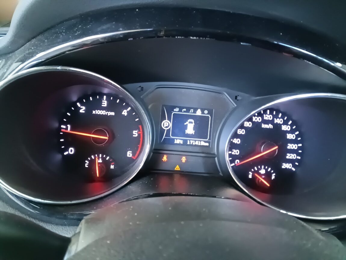 KIA ALL NEW CARNIVAL HI-LIMOUSINE DIESEL 9-SEATER PRESTIGE 2015 - zdjęcie 9