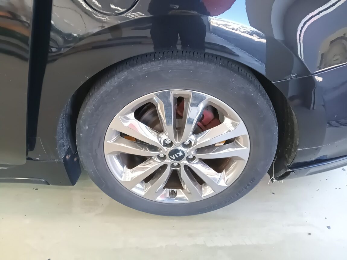 KIA ALL NEW CARNIVAL HI-LIMOUSINE DIESEL 9-SEATER PRESTIGE 2015 - zdjęcie 28