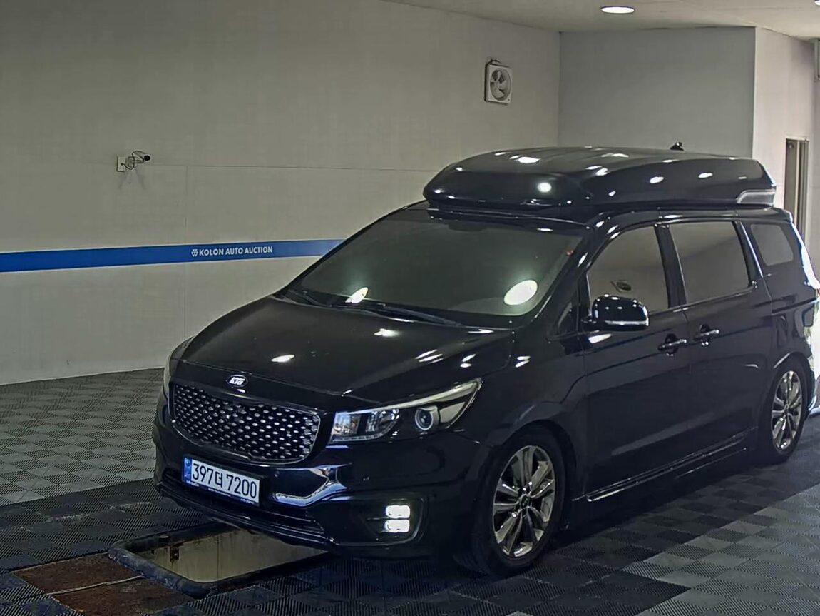KIA ALL NEW CARNIVAL HI-LIMOUSINE DIESEL 9-SEATER PRESTIGE 2015 - zdjęcie 2