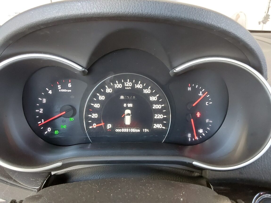 KIA NEW SORENTO R R2.0 2WD PRESTIGE 2014 - zdjęcie 9