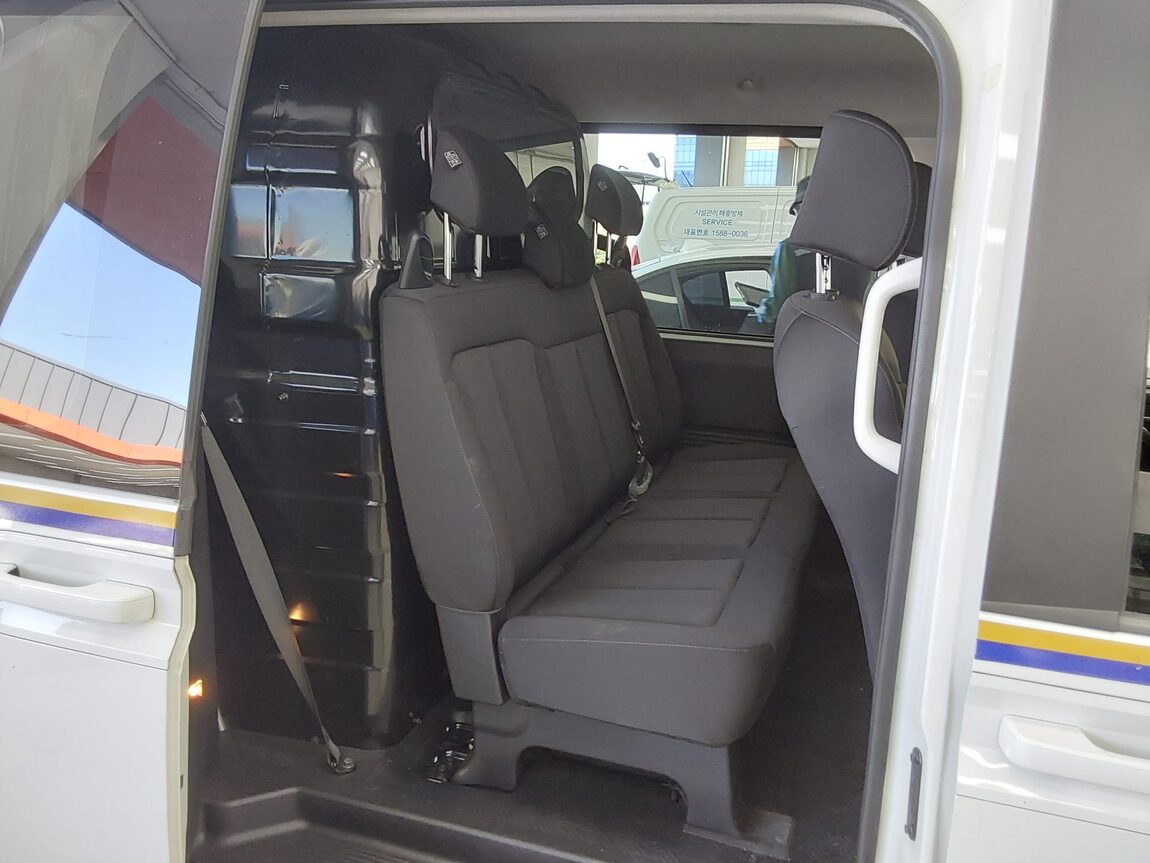 HYUNDAI STARIA 2.2 DIESEL CARGO 5-SEATER SMART 2022 - zdjęcie 13