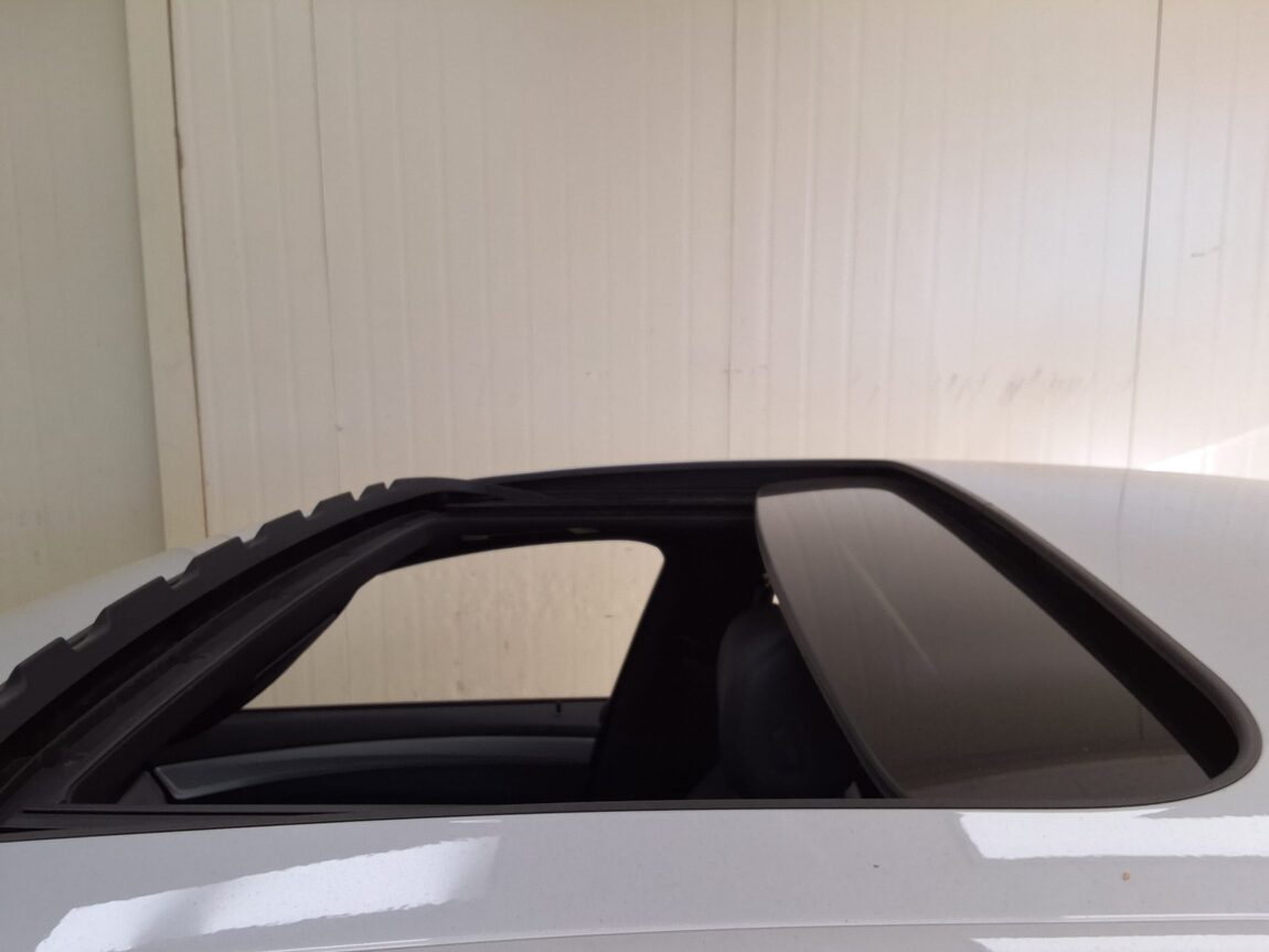 BMW 5 SERIES (6TH GEN) M550d xDRIVE 2015 - zdjęcie 28