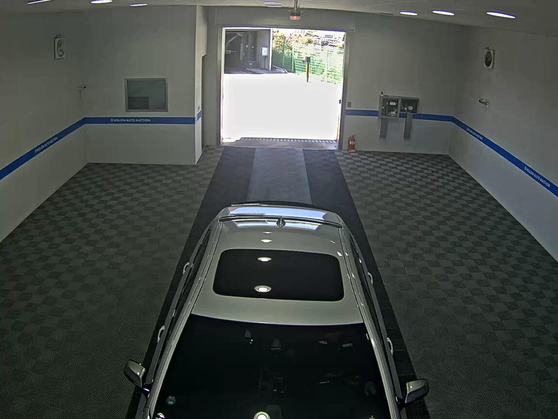 BMW 5 SERIES (6TH GEN) M550d xDRIVE 2015 - zdjęcie 7