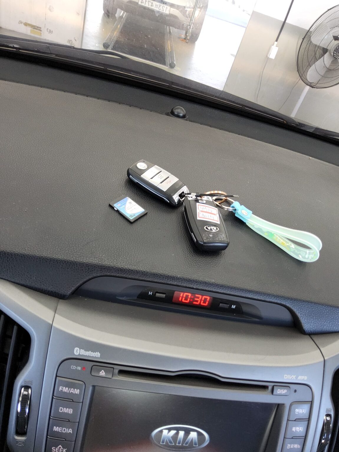 KIA THE NEW SPORTAGE R DIESEL R2.0 2WD PRESTIGE 2015 - zdjęcie 19