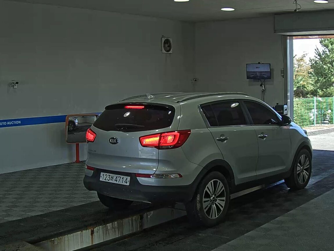 KIA THE NEW SPORTAGE R DIESEL R2.0 2WD PRESTIGE 2015 - zdjęcie 5