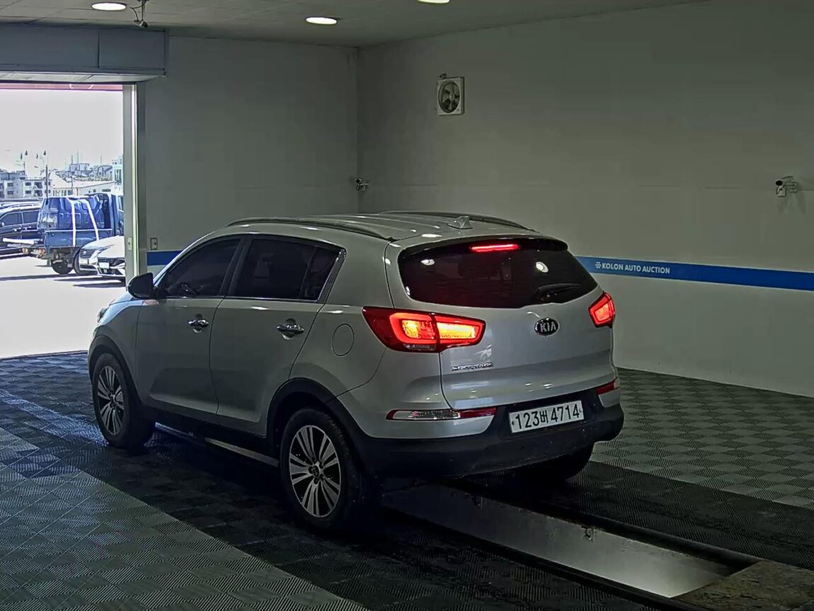 KIA THE NEW SPORTAGE R DIESEL R2.0 2WD PRESTIGE 2015 - zdjęcie 6