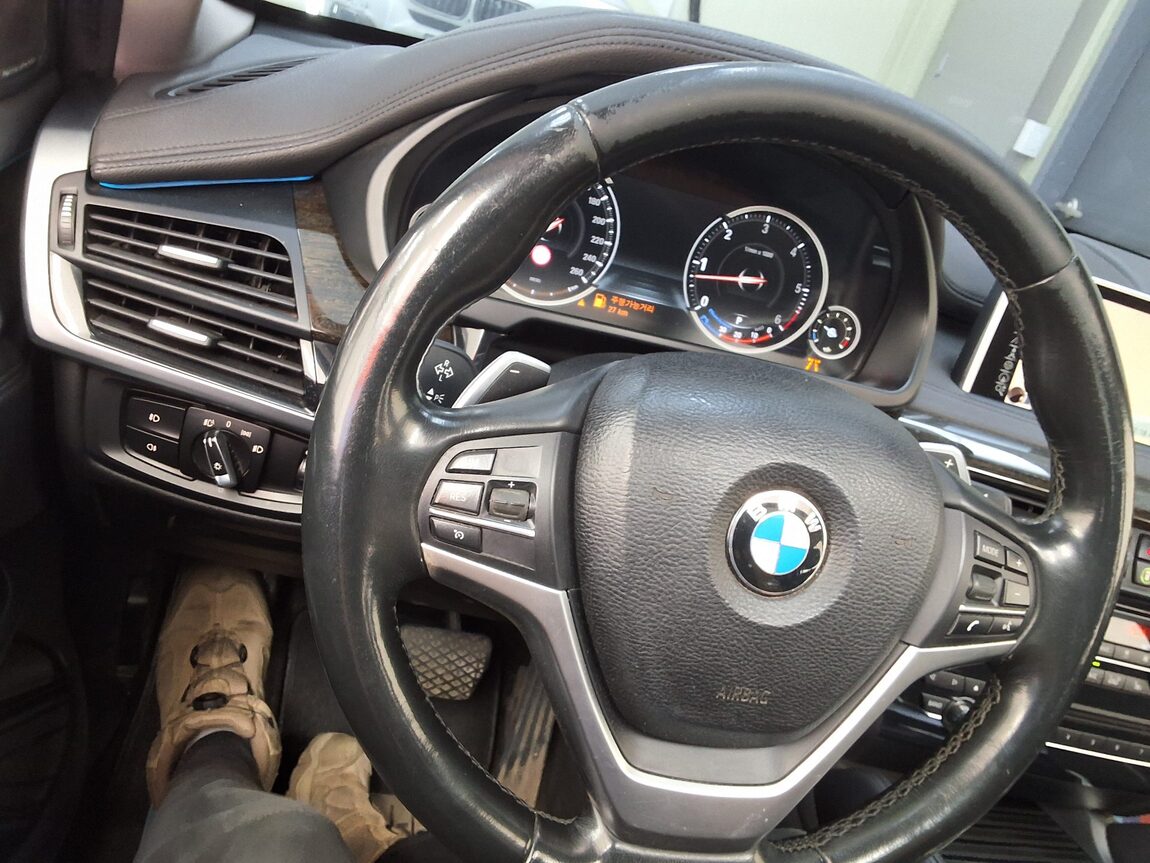 BMW X6 (2ND GEN) 40d xDRIVE 2016 - zdjęcie 23