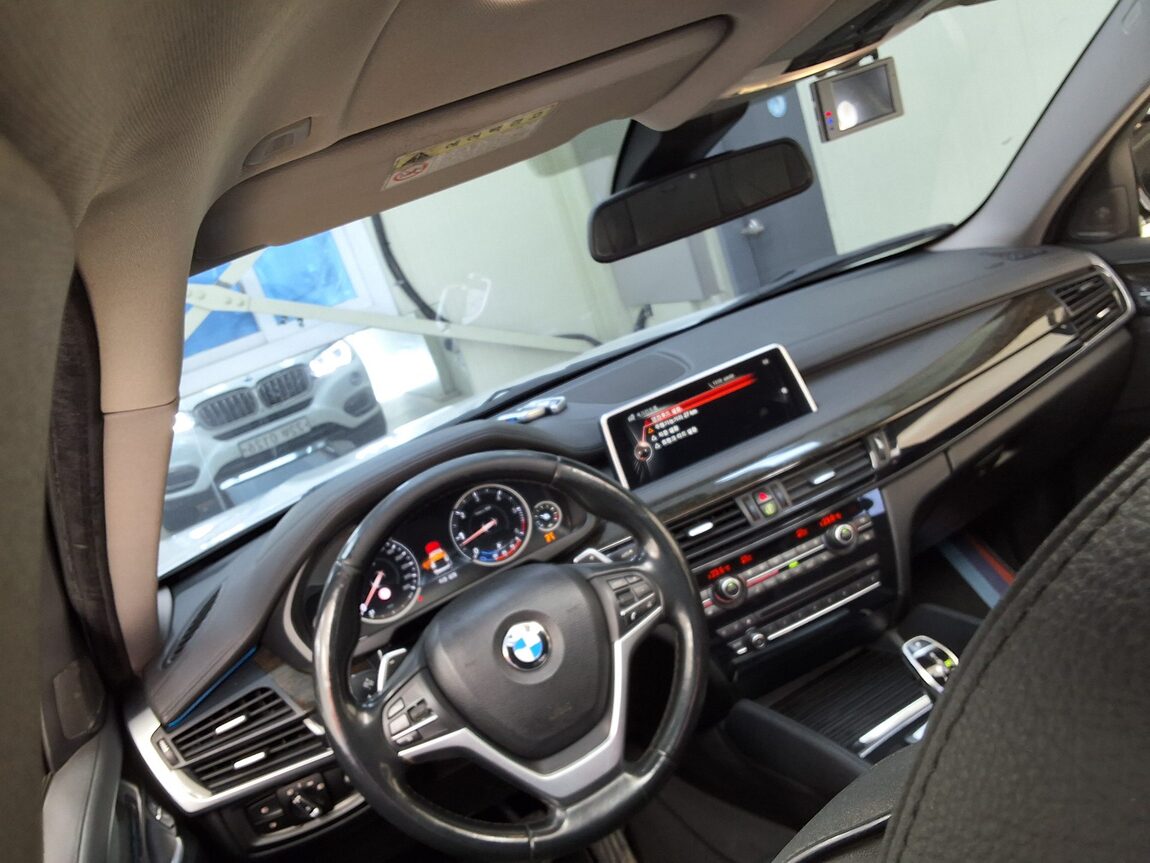 BMW X6 (2ND GEN) 40d xDRIVE 2016 - zdjęcie 12