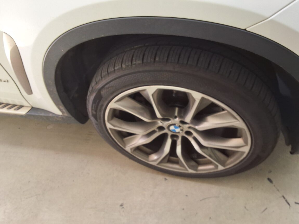 BMW X6 (2ND GEN) 40d xDRIVE 2016 - zdjęcie 21