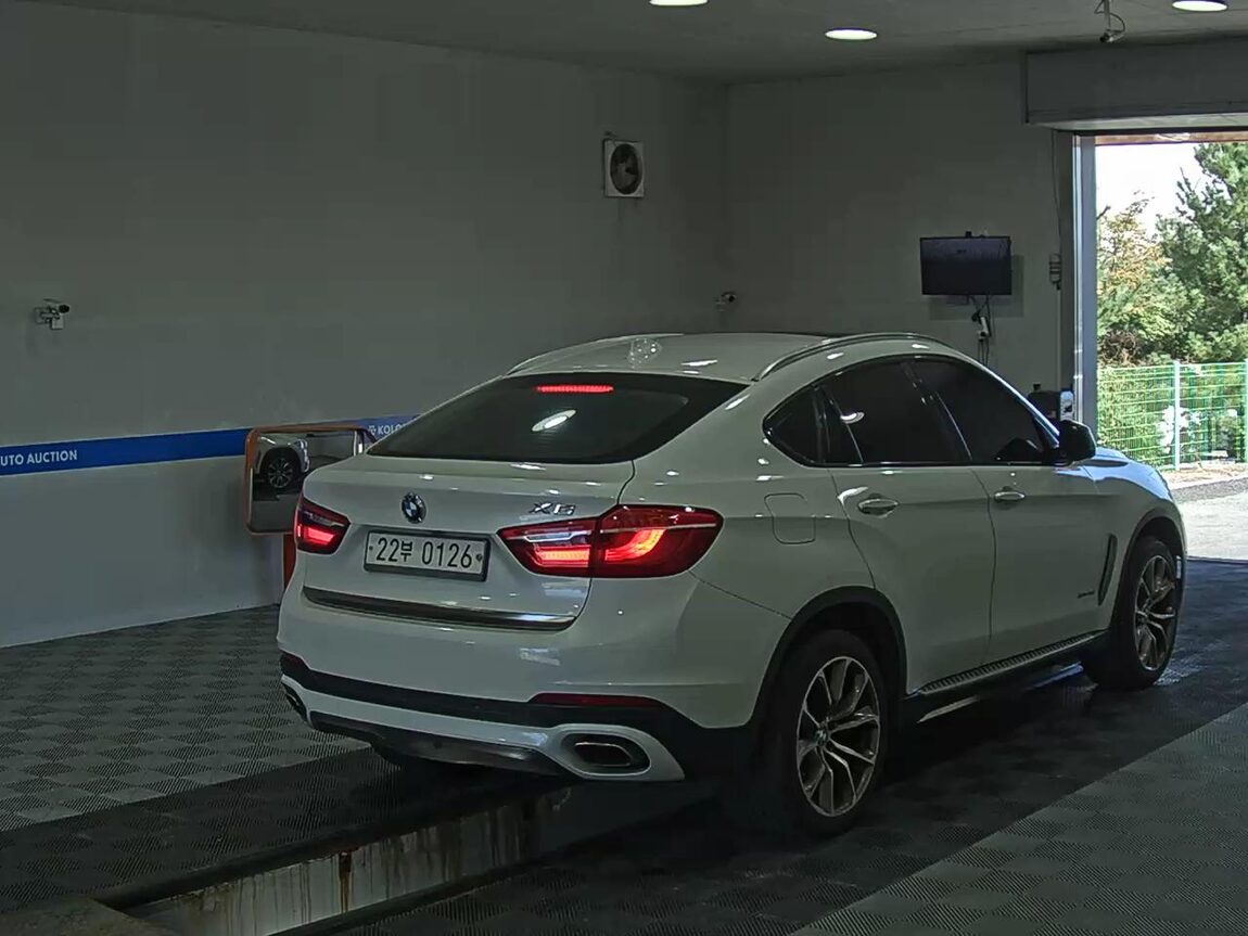 BMW X6 (2ND GEN) 40d xDRIVE 2016 - zdjęcie 5