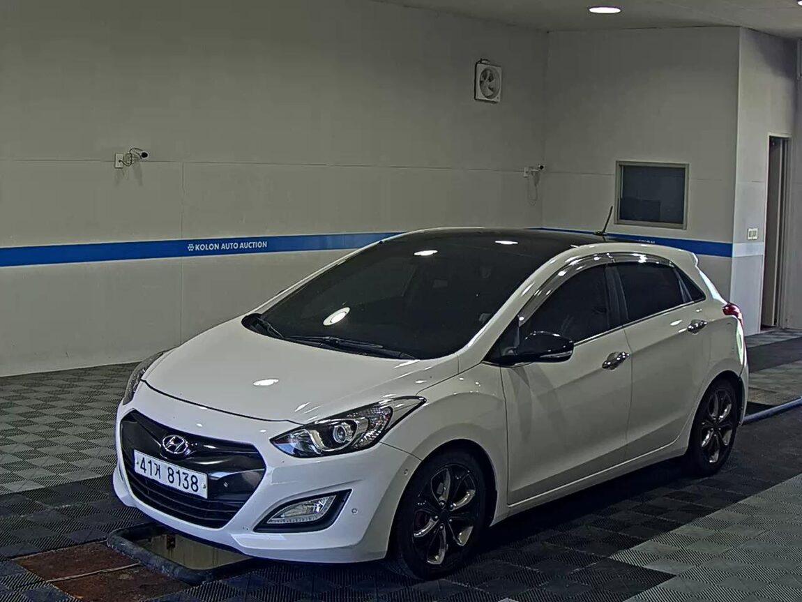 HYUNDAI NEW i30 1.6 GDi EXTREME 2012 - zdjęcie 2
