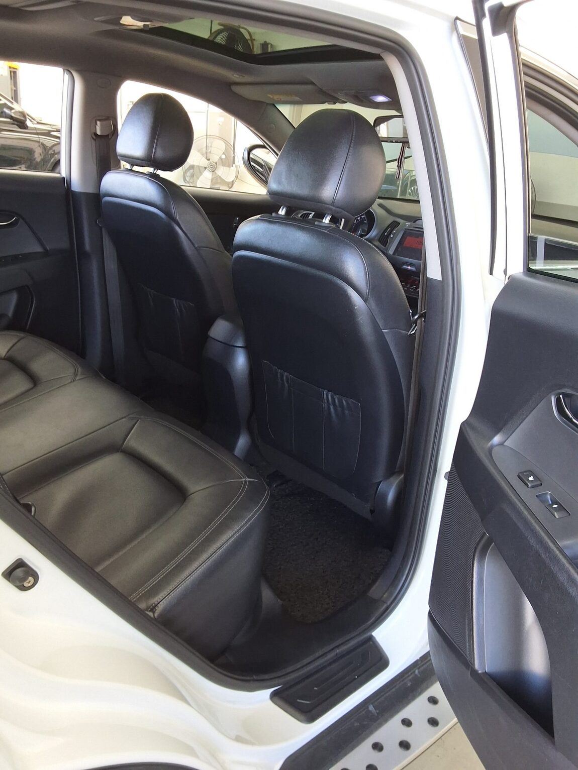 KIA SPORTAGE R DIESEL R2.0 4WD TLX LUXURY MODEL 2012 - zdjęcie 13