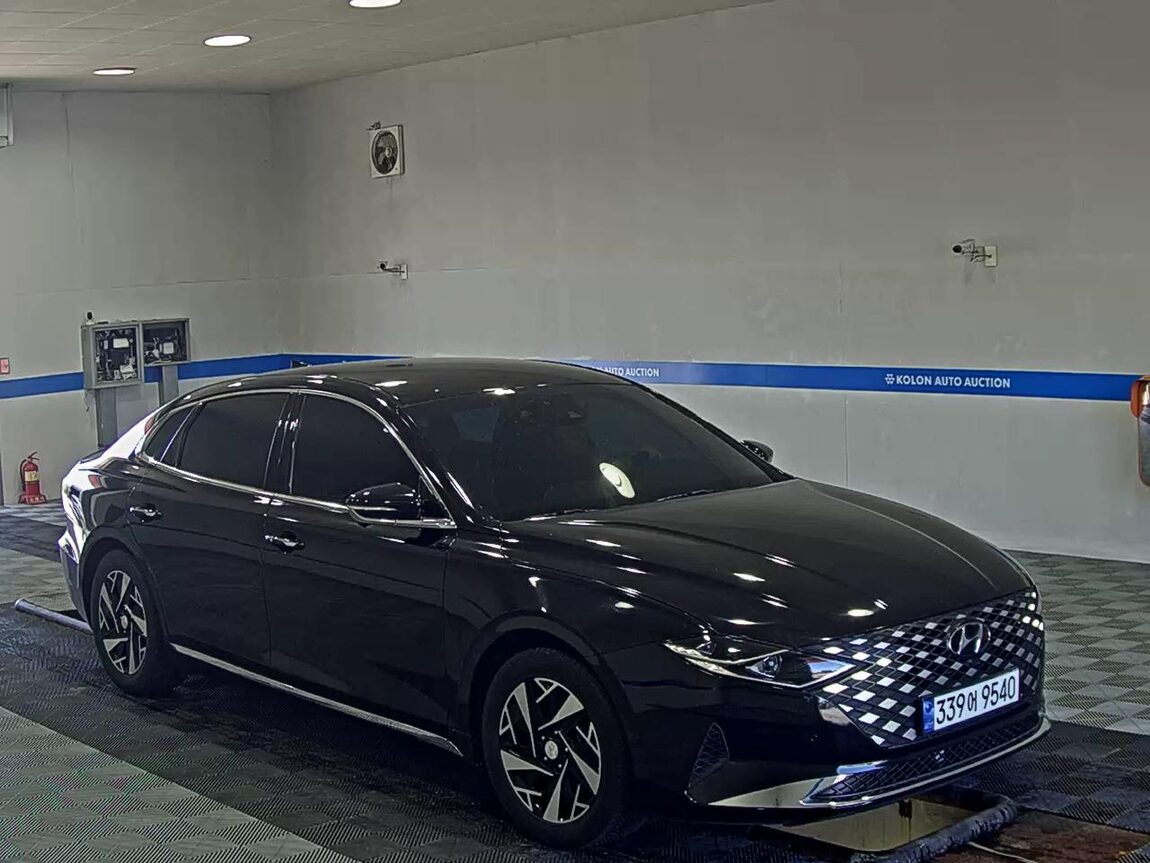 HYUNDAI THE NEW GRANDEUR IG HYBRID 2.4 HEV EXCLUSIVE 2020 - zdjęcie 3