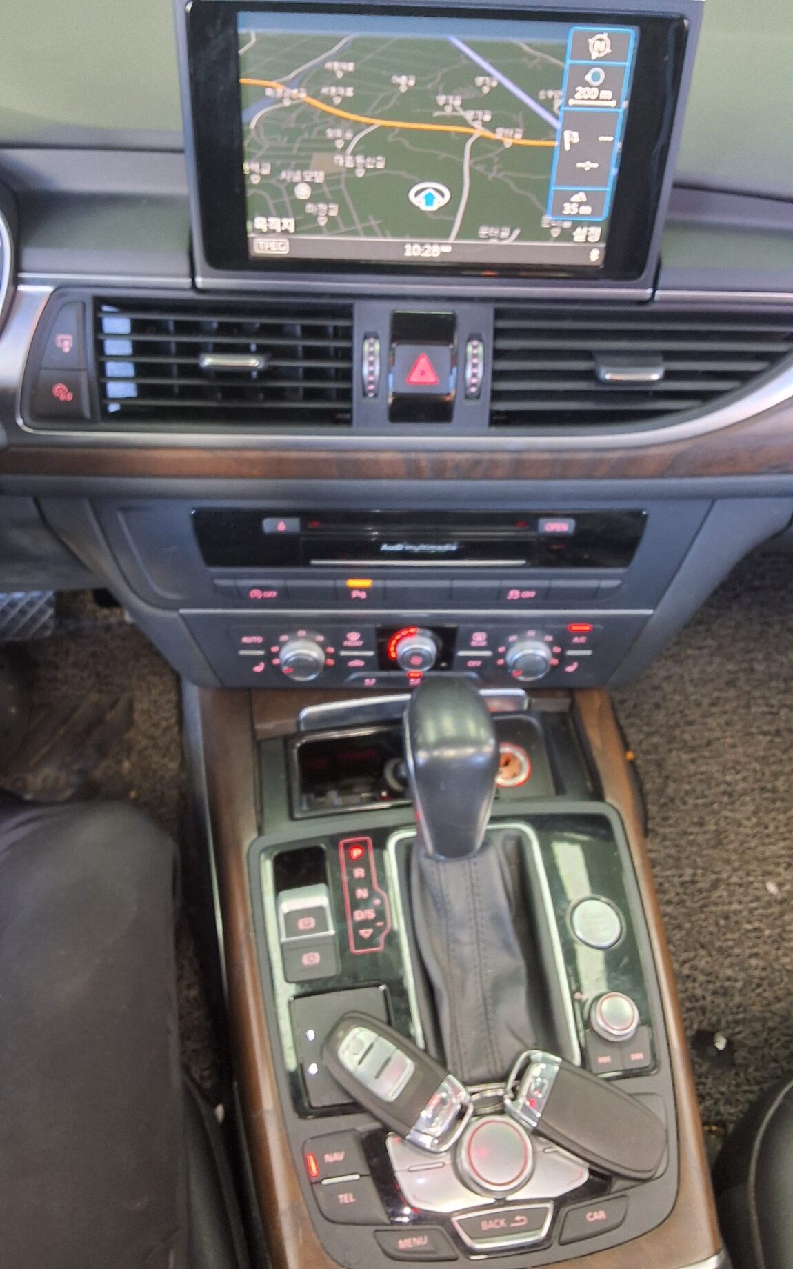 AUDI A6 (4TH GEN) 35 TDI COMFORT 2016 - zdjęcie 18
