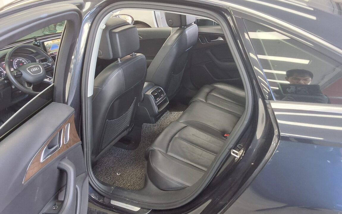 AUDI A6 (4TH GEN) 35 TDI COMFORT 2016 - zdjęcie 12