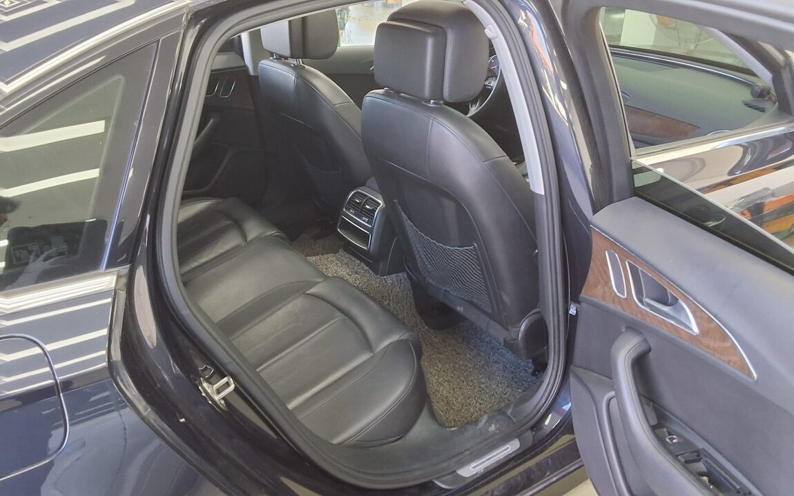 AUDI A6 (4TH GEN) 35 TDI COMFORT 2016 - zdjęcie 13