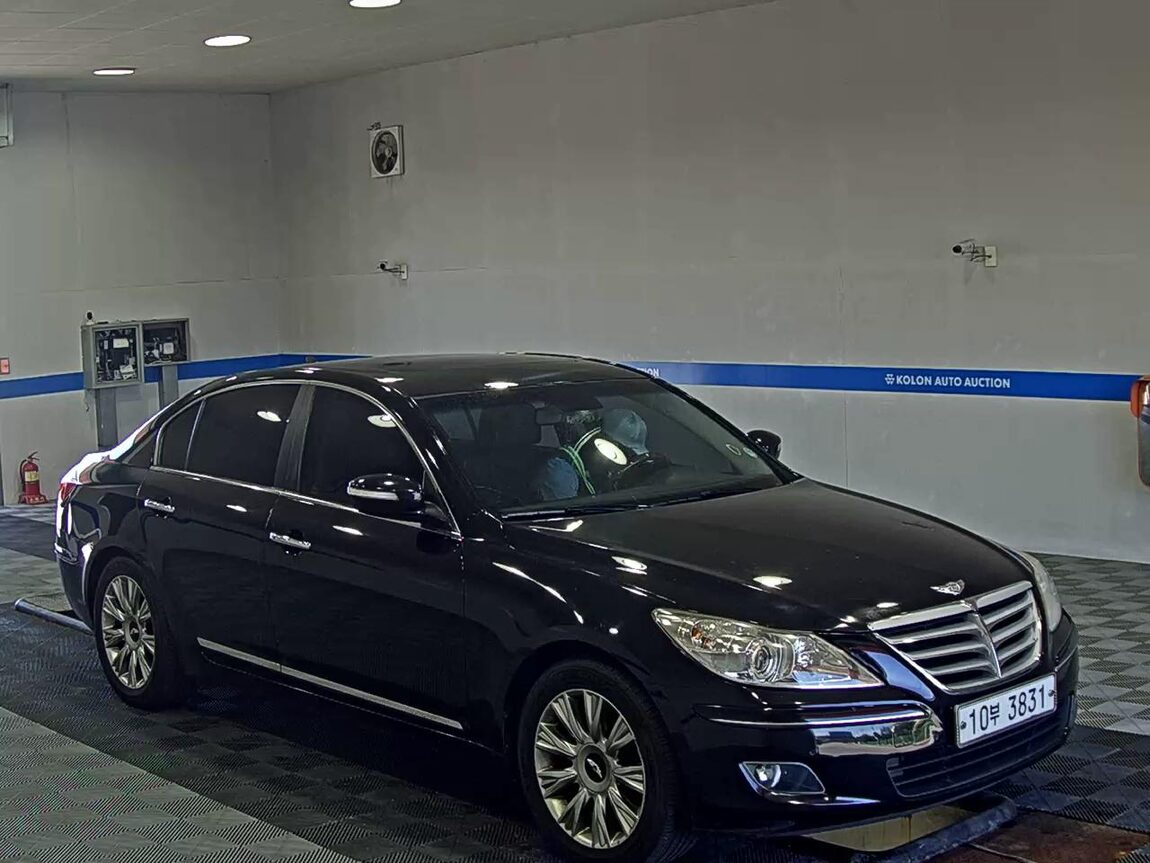 HYUNDAI GENESIS BH 380 ROYAL 2008 - zdjęcie 3