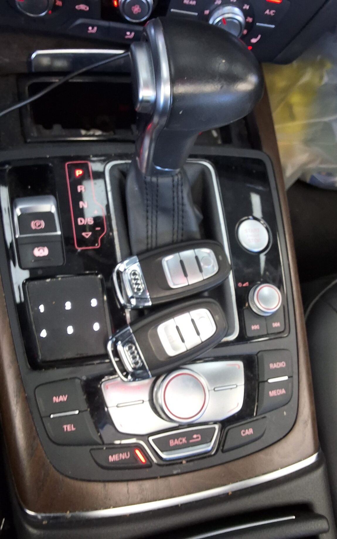 AUDI A6 (4TH GEN) 40 TFSI QUATTRO DYNAMIC 2015 - zdjęcie 20
