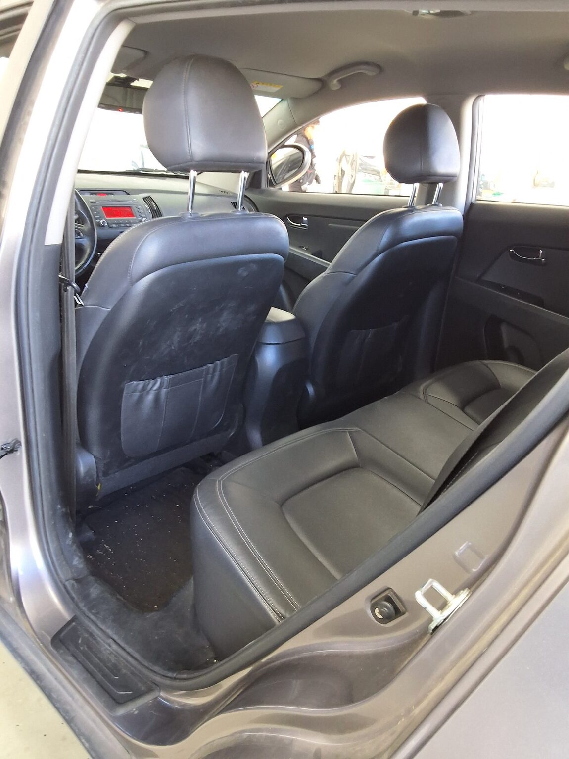 KIA SPORTAGE R DIESEL R2.0 2WD TLX LUXURY MODEL 2012 - zdjęcie 12