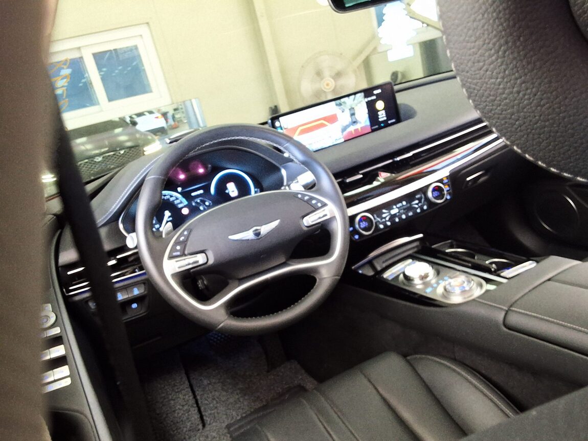 GENESIS THE ALL NEW G80 GASOLINE 3.5 AWD BASE MODEL 2023 - zdjęcie 12