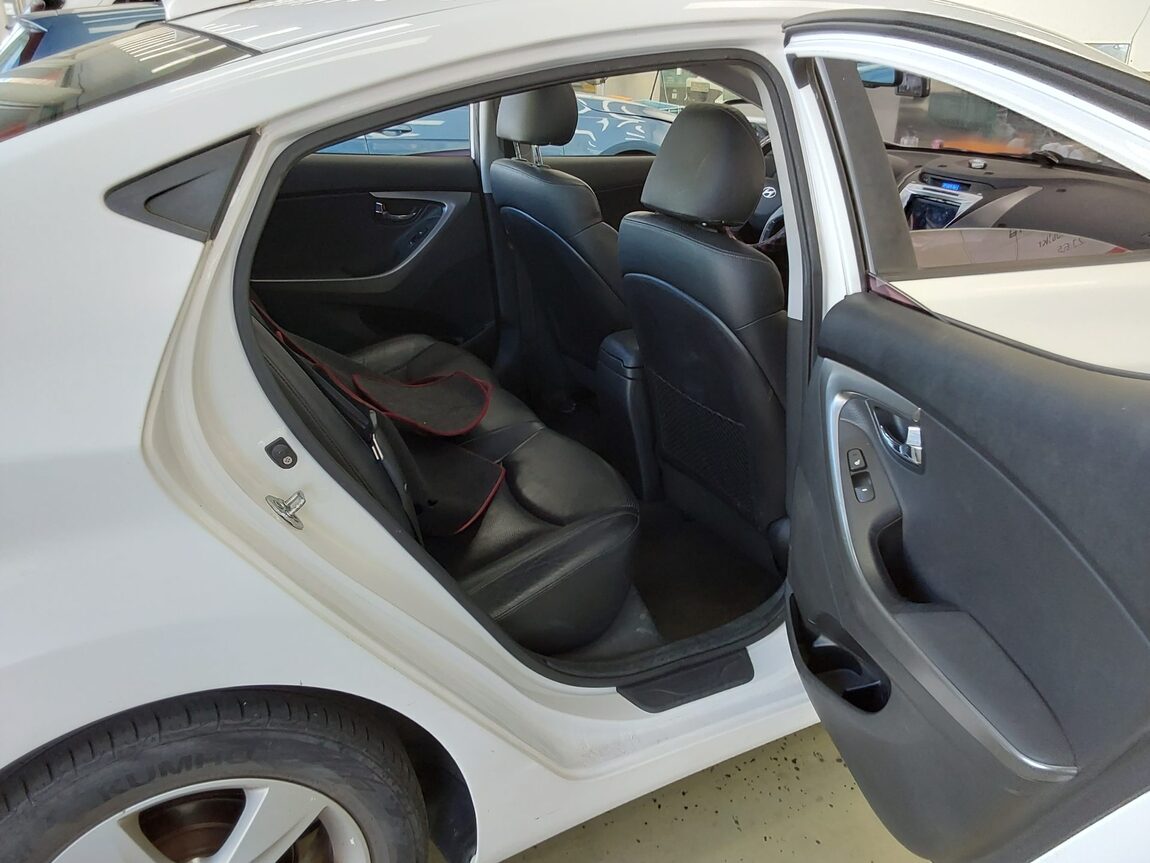 HYUNDAI AVANTE MD M16 GDi PREMIER 2012 - zdjęcie 13