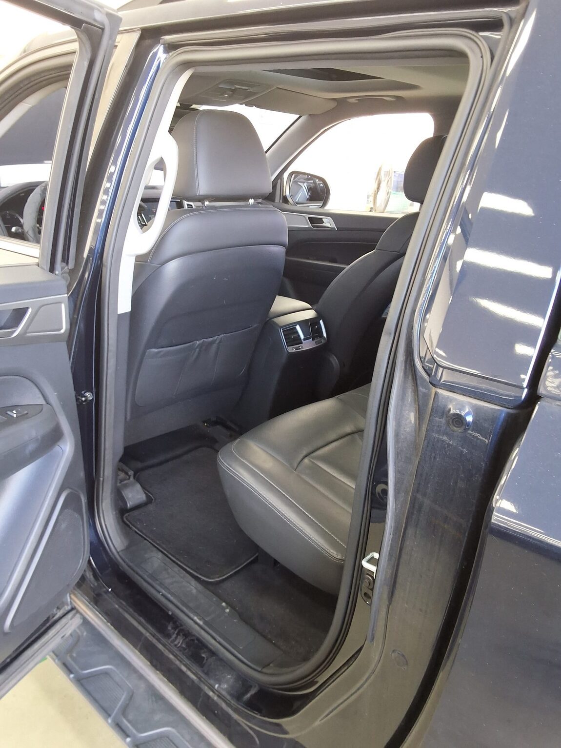KG MOBILITY (SSANGYONG) REXTON SPORTS 2.2 4WD PRESTIGE 2019 - zdjęcie 12