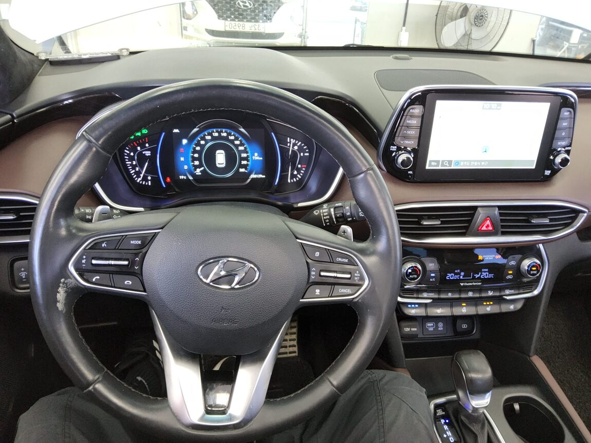HYUNDAI SANTA FE (TM) R2.0 2WD INSPIRATION 2019 - zdjęcie 17