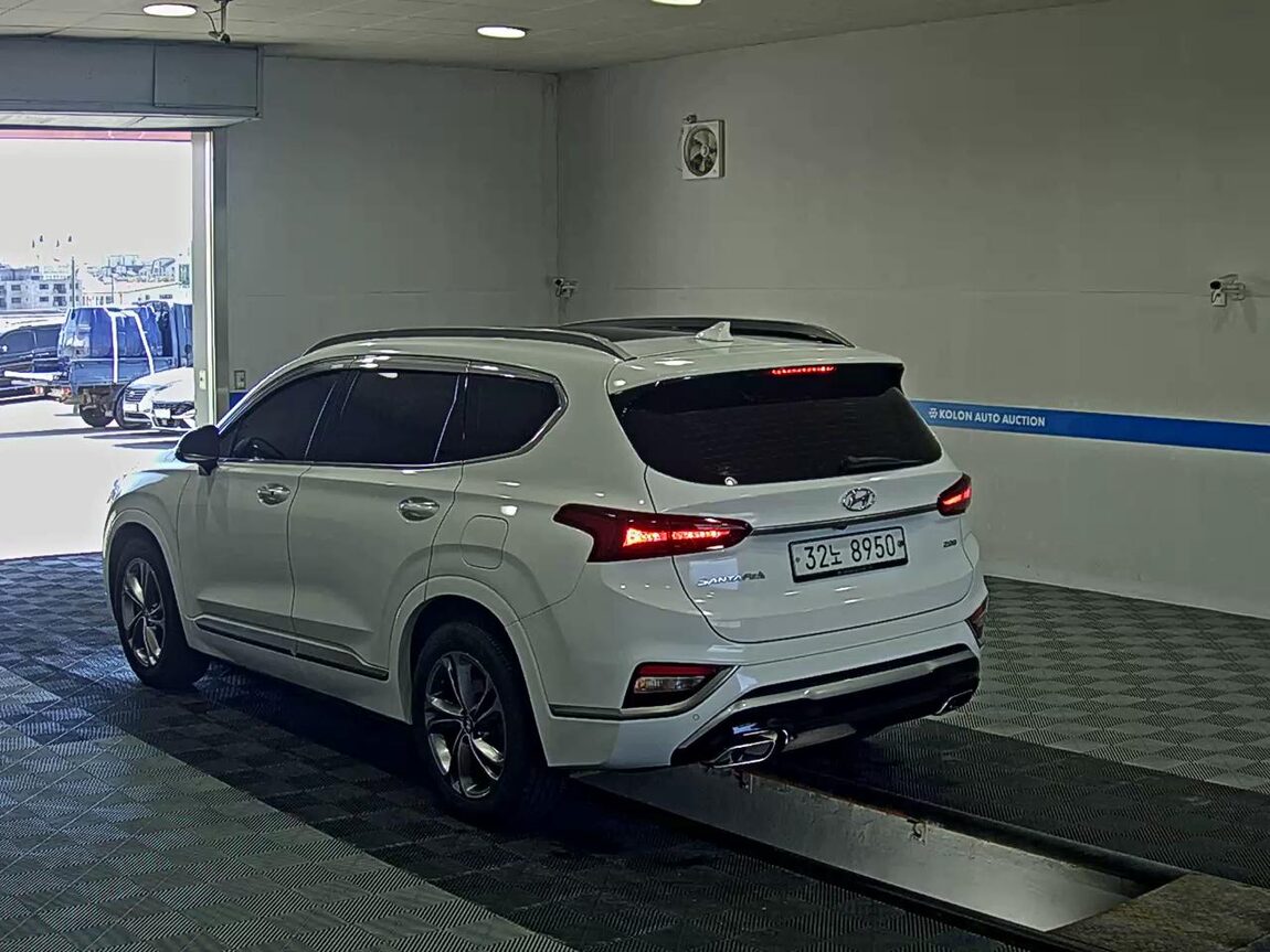 HYUNDAI SANTA FE (TM) R2.0 2WD INSPIRATION 2019 - zdjęcie 6