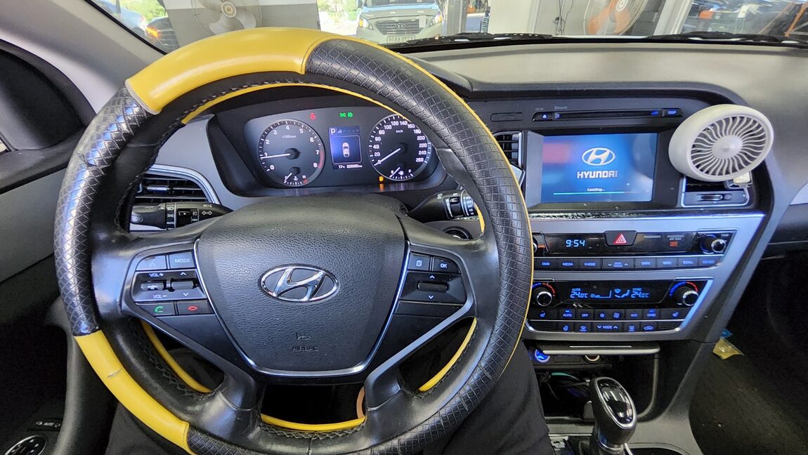 HYUNDAI LF SONATA LPi RENTAL CAR PREMIUM 2016 - zdjęcie 18