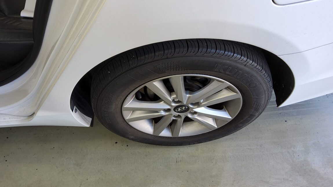 HYUNDAI LF SONATA LPi RENTAL CAR PREMIUM 2016 - zdjęcie 25