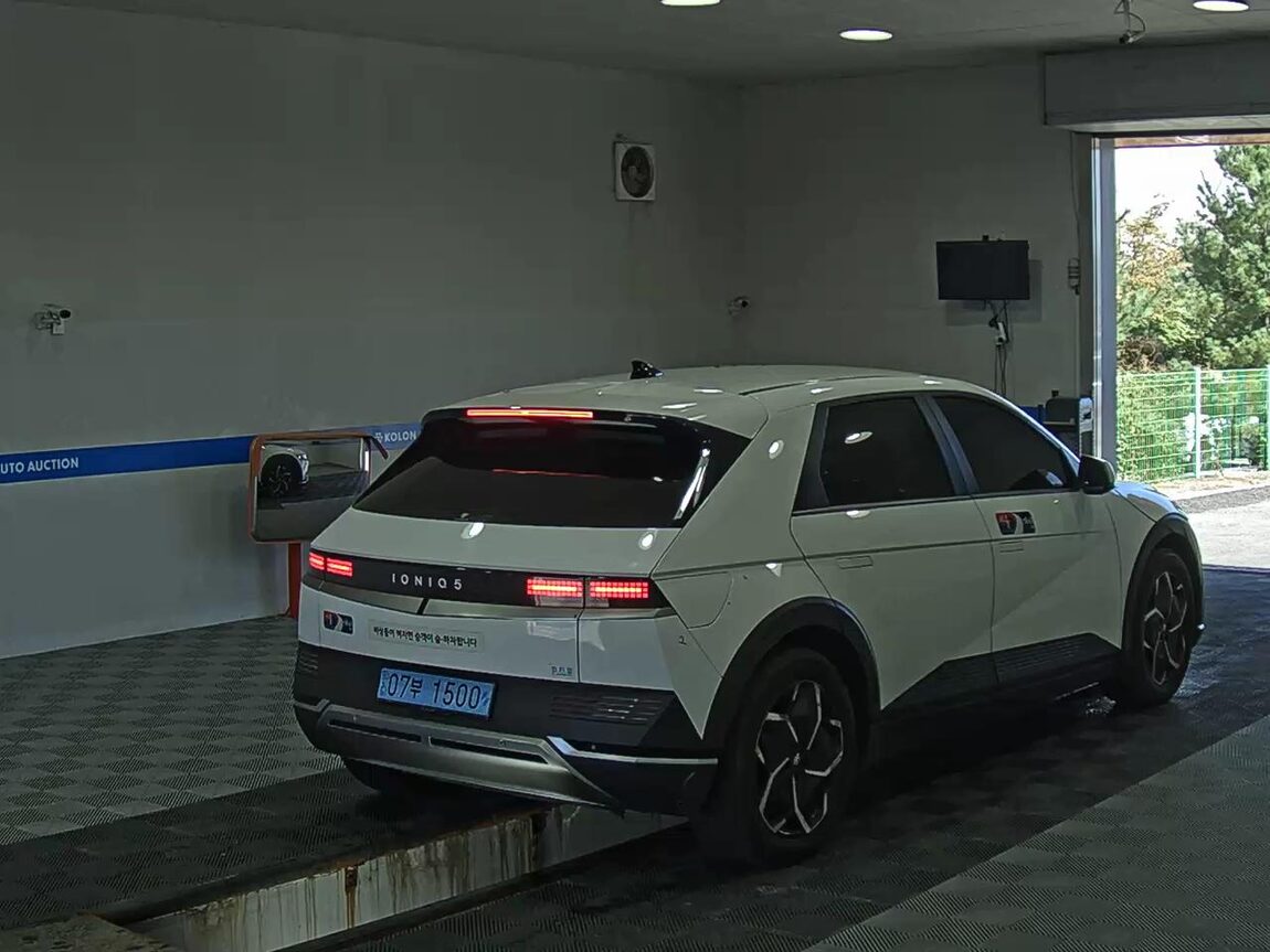 HYUNDAI IONIQ 5 EV 2WD STANDARD COMMERCIAL 2022 - zdjęcie 5