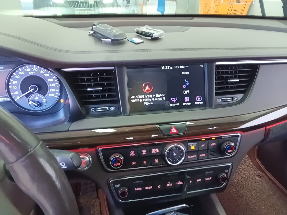 KIA ALL NEW K7 HYBRID NOBLESSE 2019 - zdjęcie 21