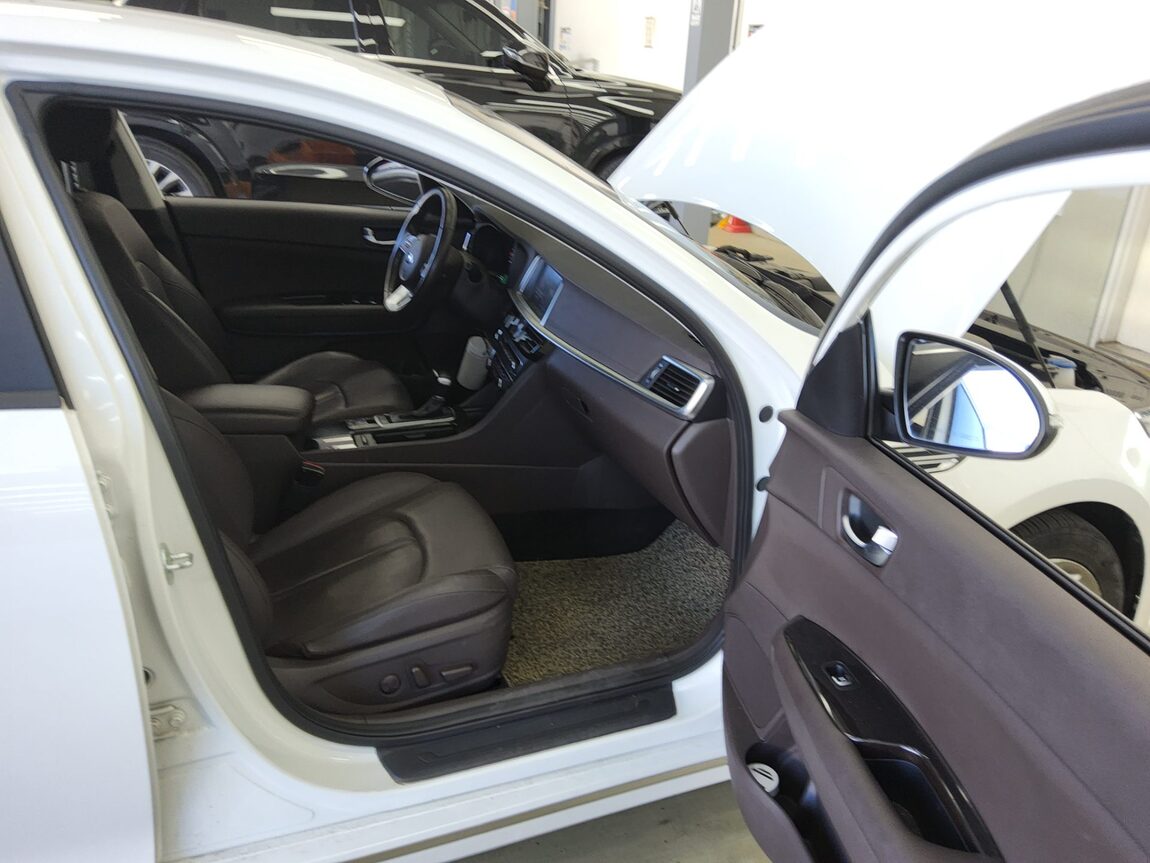 KIA NEW NEW K5 2.0 GASOLINE NOBLESSE 2020 - zdjęcie 14