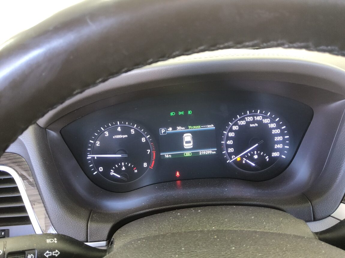 GENESIS G80 3.3 GDi AWD LUXURY 2019 - zdjęcie 9