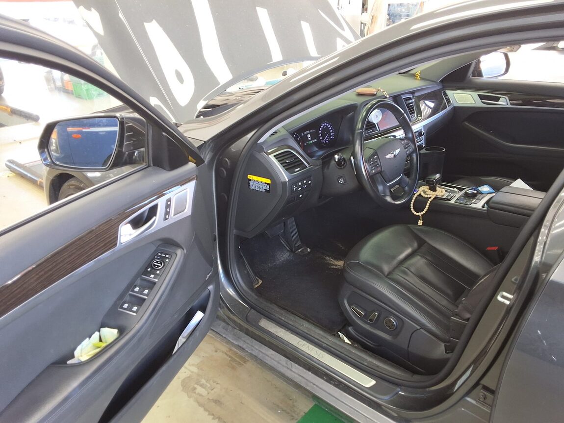 GENESIS G80 3.3 GDi AWD PREMIUM LUXURY 2019 - zdjęcie 10