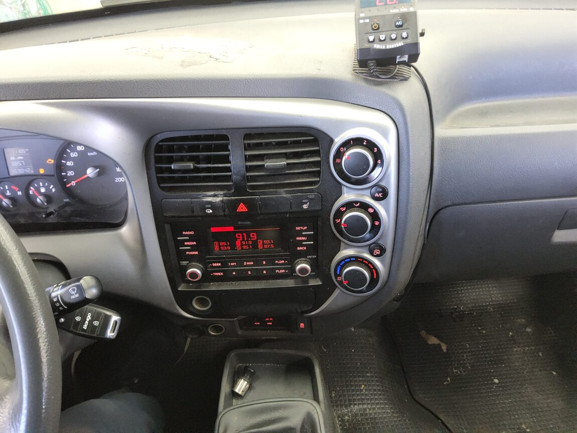 KIA BONGO III CARGO CRDi KING CAB EXTRA LONG WHEELBASE 2018 - zdjęcie 14