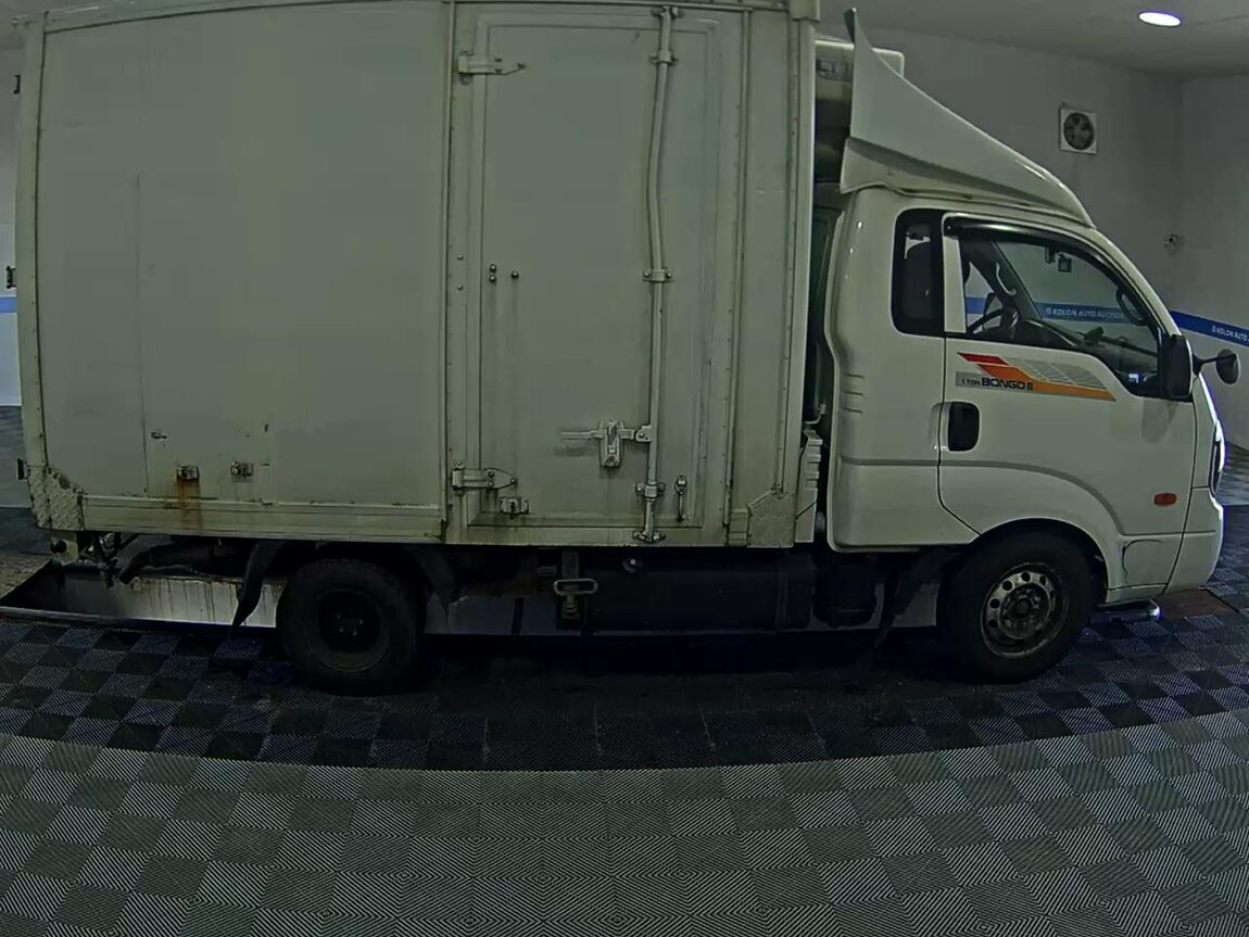 KIA BONGO III CARGO CRDi KING CAB EXTRA LONG WHEELBASE 2018 - zdjęcie 4